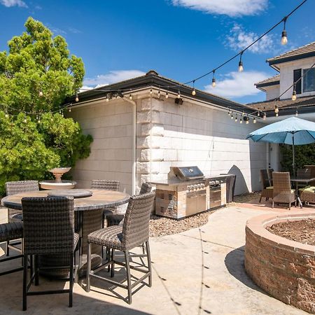 Grand Contento By Avantstay Extraordinary Estate W Pool Hot Tub Movie Room Temecula Esterno foto