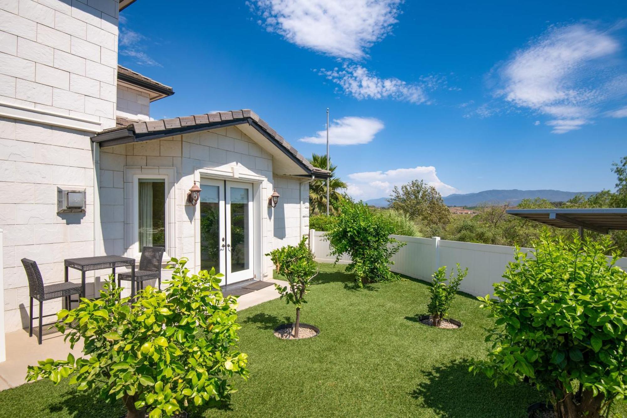 Grand Contento By Avantstay Extraordinary Estate W Pool Hot Tub Movie Room Temecula Esterno foto