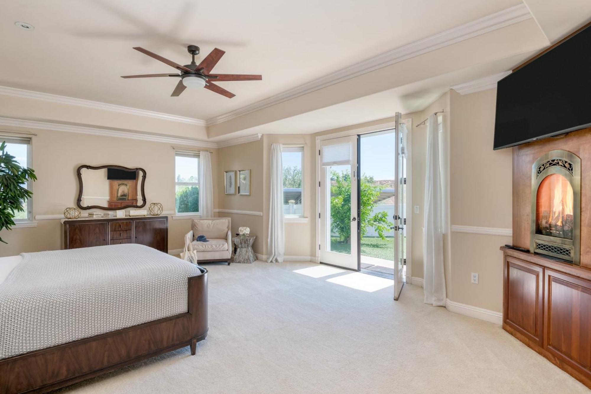 Grand Contento By Avantstay Extraordinary Estate W Pool Hot Tub Movie Room Temecula Esterno foto
