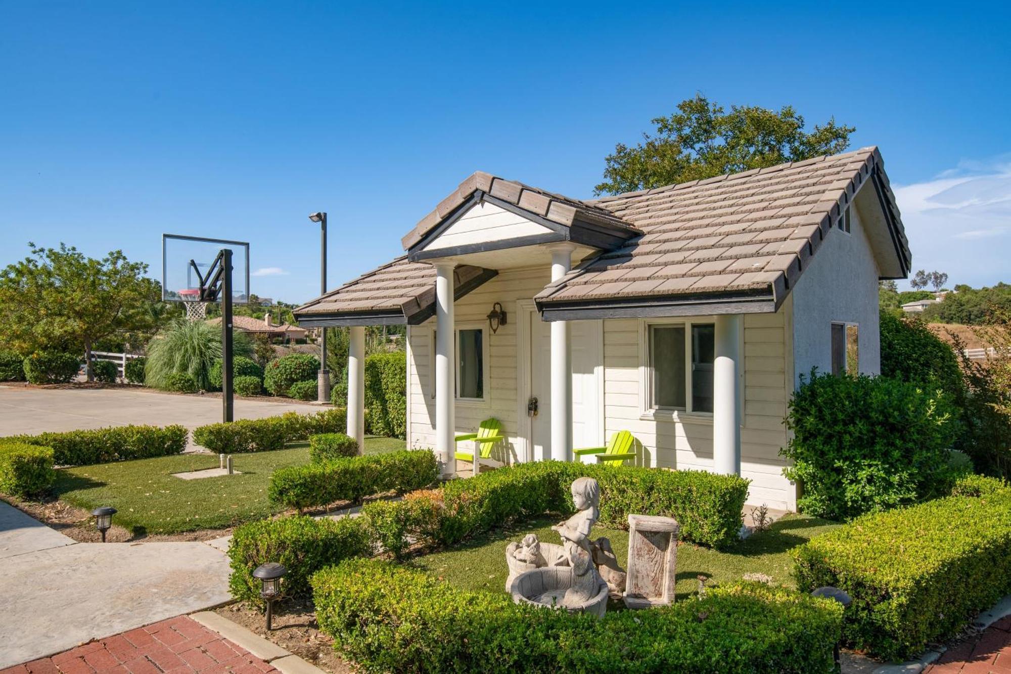 Grand Contento By Avantstay Extraordinary Estate W Pool Hot Tub Movie Room Temecula Esterno foto