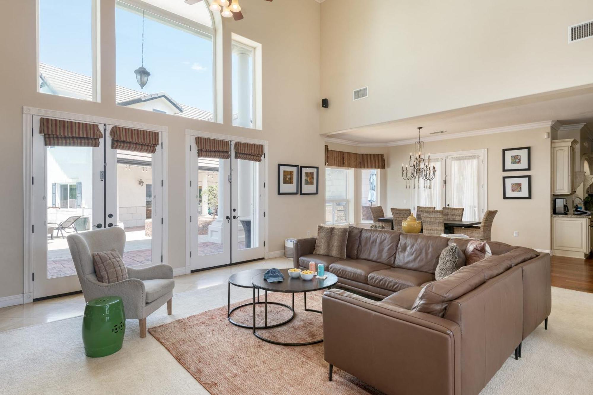 Grand Contento By Avantstay Extraordinary Estate W Pool Hot Tub Movie Room Temecula Esterno foto